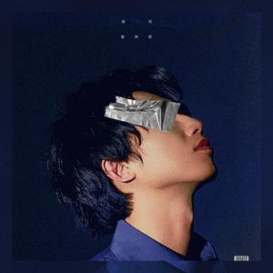 体育生爽擼又大又粗的雞巴自慰
